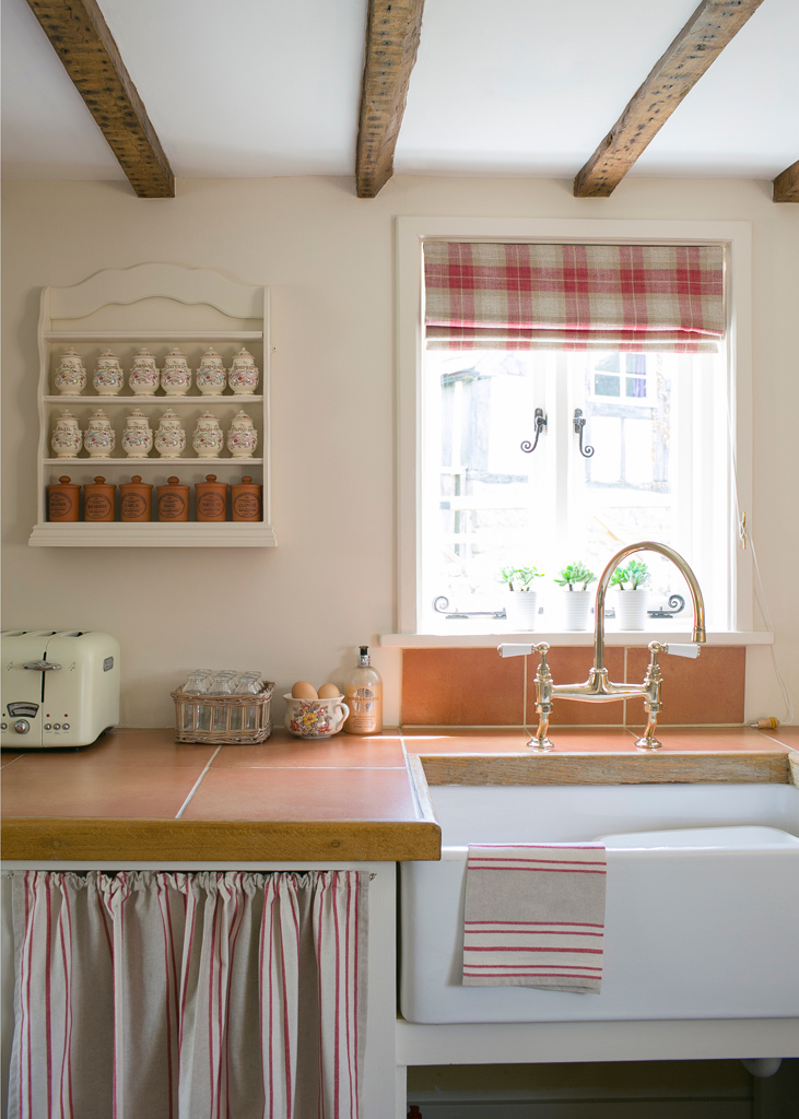 Millstream Cottage Sink & Window